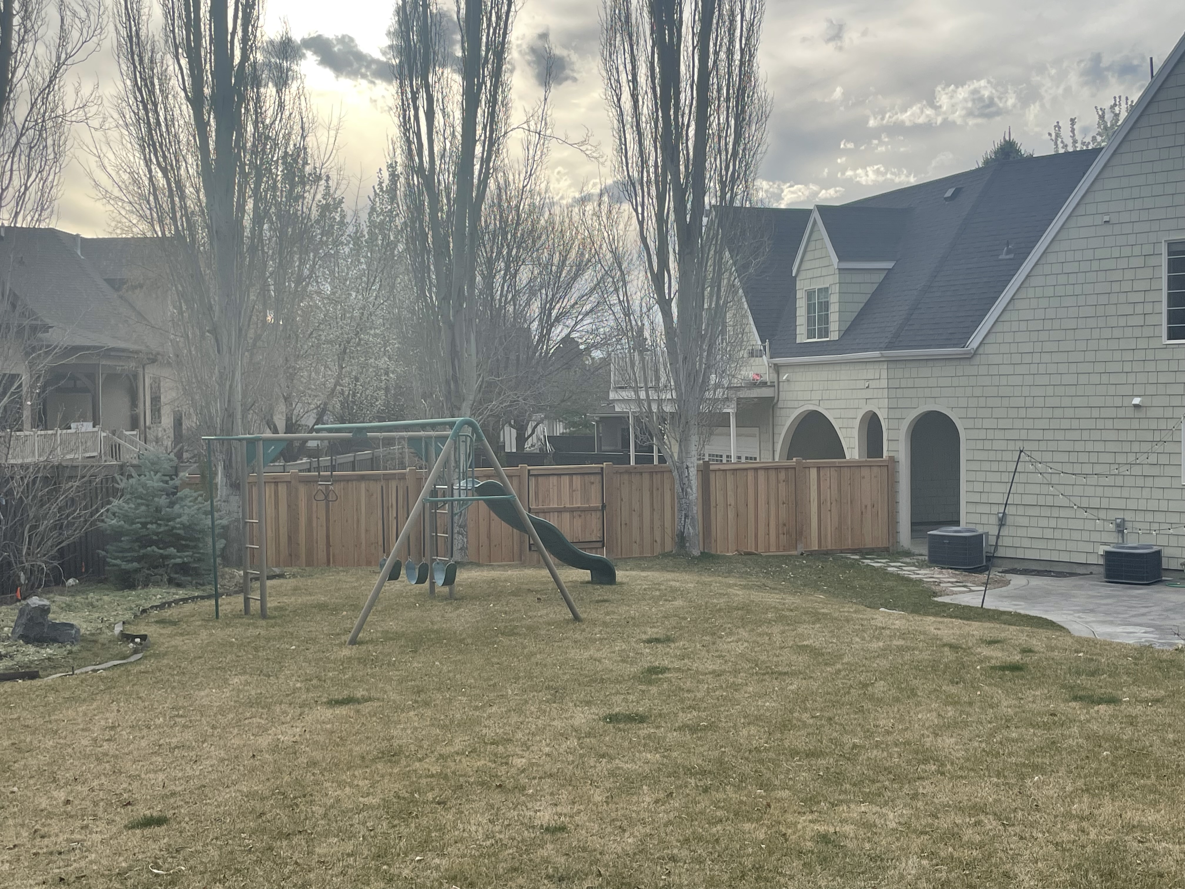 Cedar Board on Board Privacy Fence installed by Spacemakers Fence in Kaysville, Utah