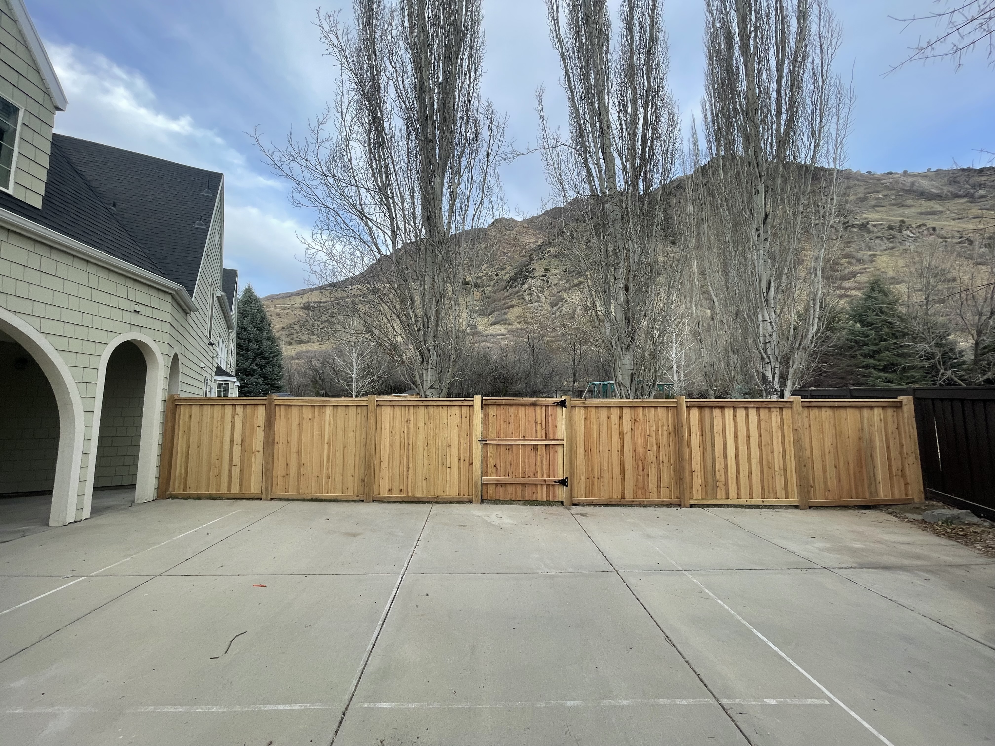 Cedar Board on Board Privacy Fence installed by Spacemakers Fence in Kaysville, Utah