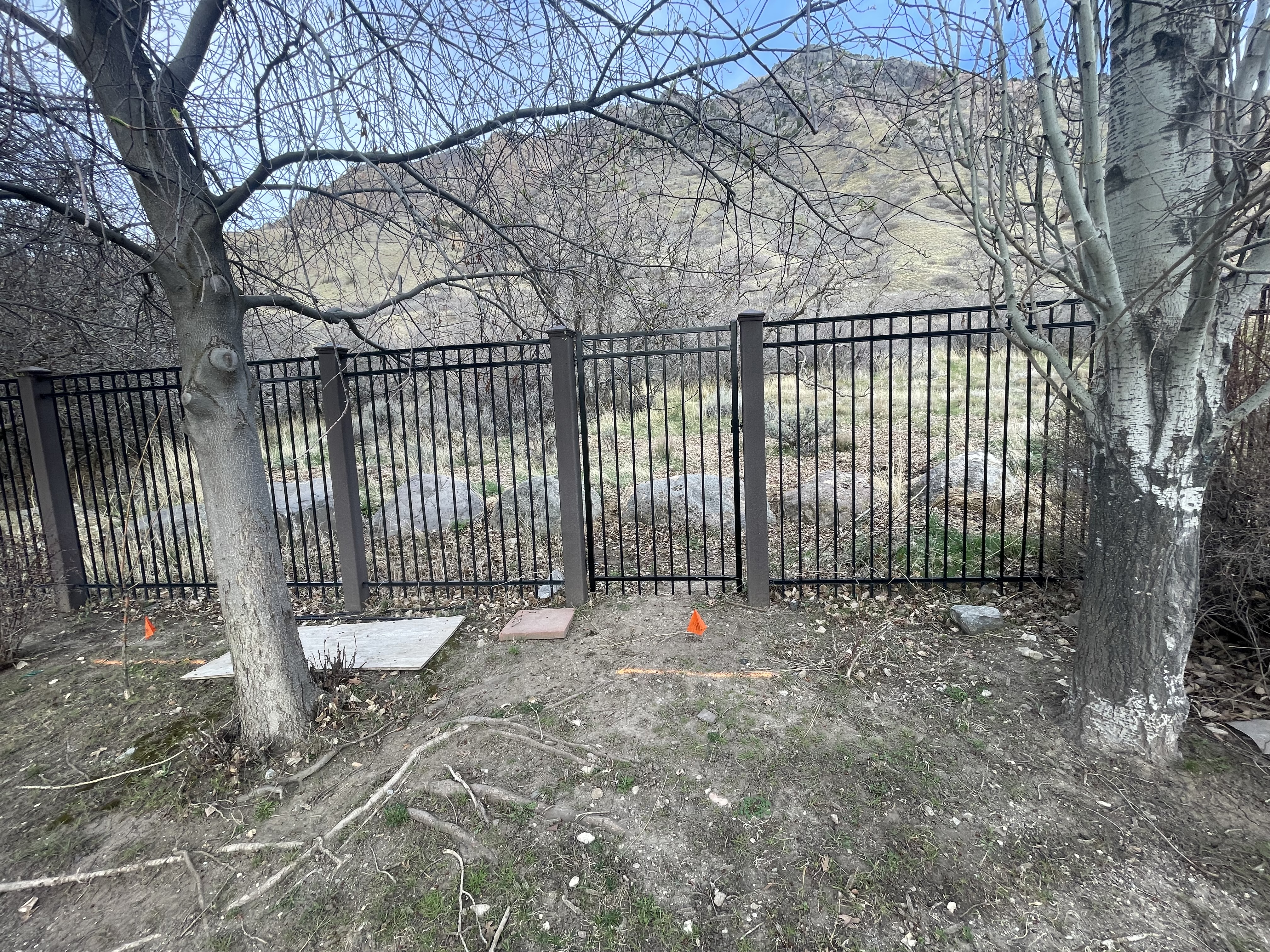 Cedar Board on Board Privacy Fence installed by Spacemakers Fence in Kaysville, Utah